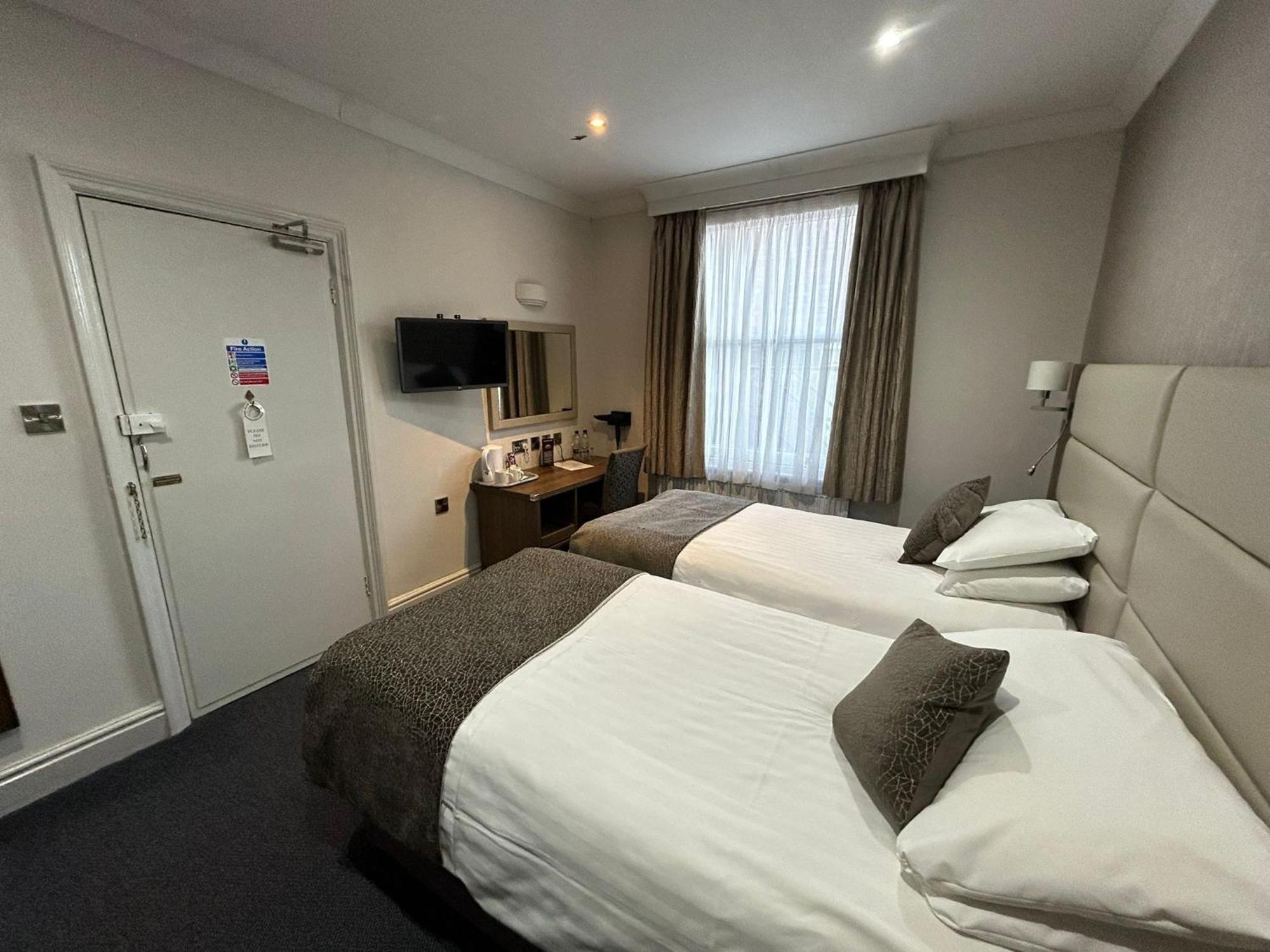 The Hind Hotel Wellingborough Quarto foto